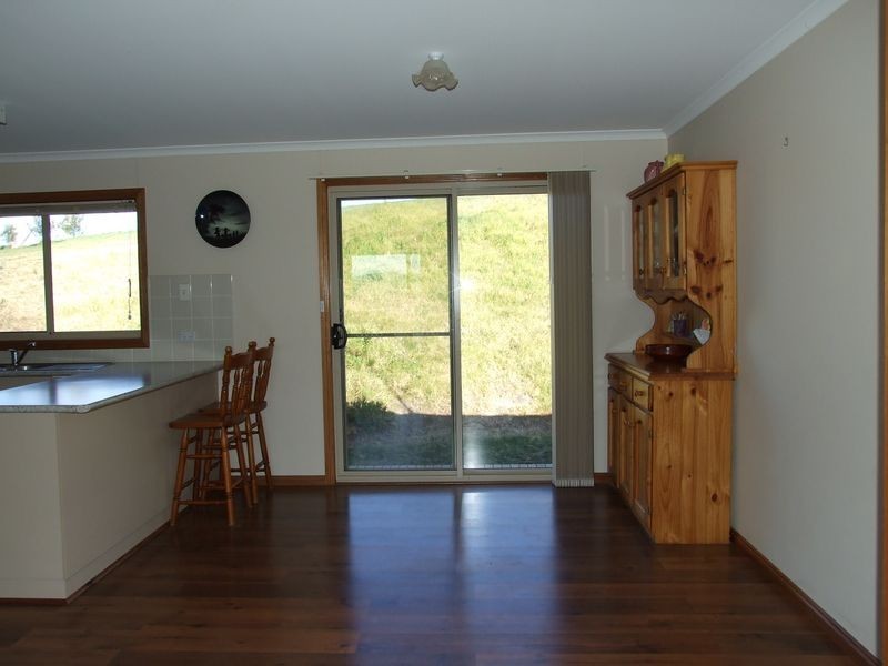 32 Peak Hill Road, Bega NSW 2550