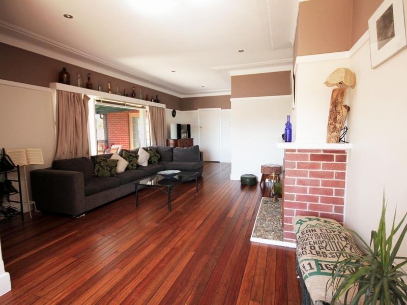 8 Park Lane, Bega NSW 2550
