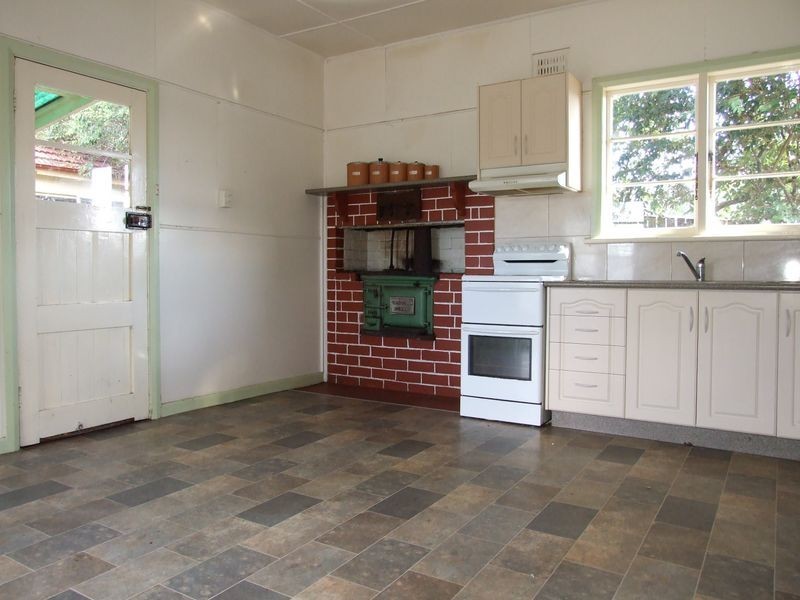 5 Gillespie Street, Cobargo NSW 2550
