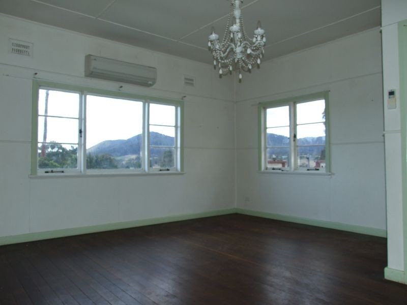 5 Gillespie Street, Cobargo NSW 2550