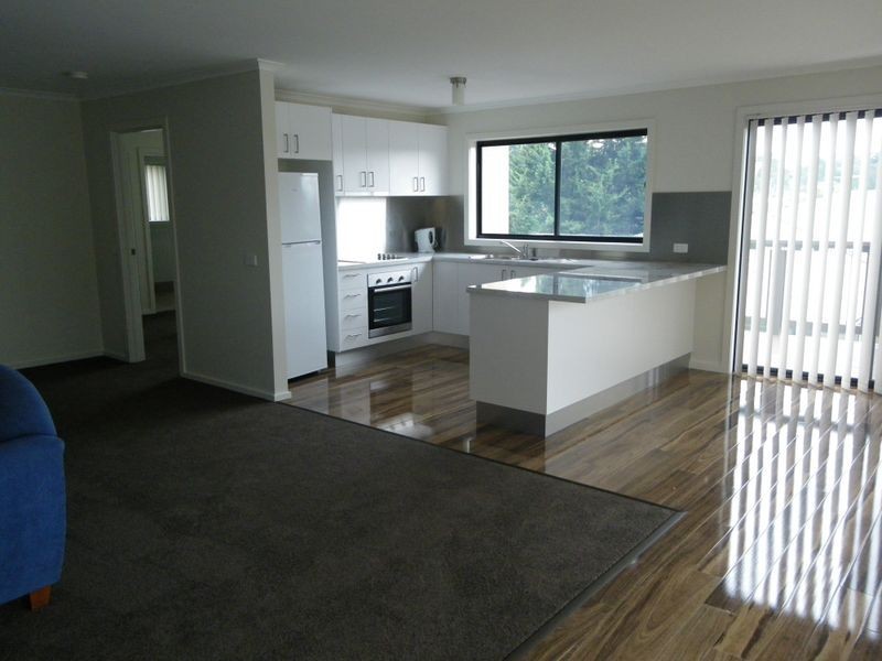 8 Thawa Place, Bega NSW 2550