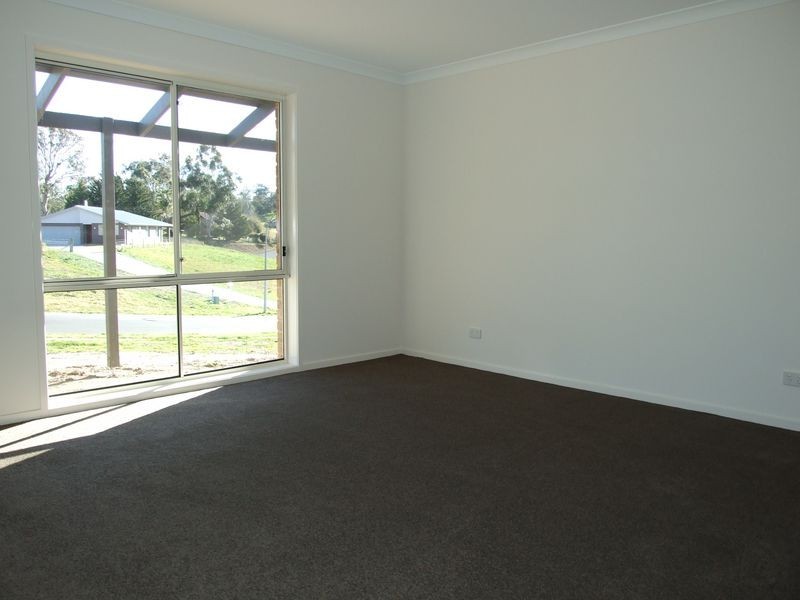 70 Glen Mia Drive, Bega NSW 2550
