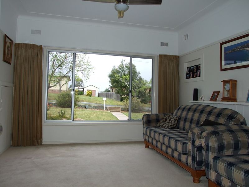 3 Blomfield Avenue, Bega NSW 2550