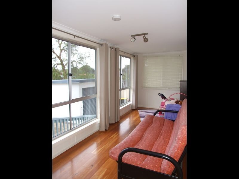 3 Blomfield Avenue, Bega NSW 2550