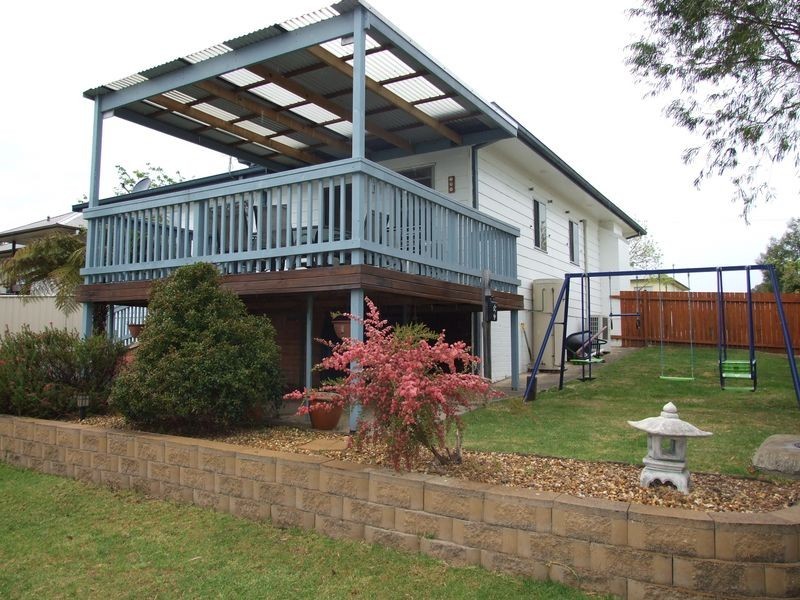 3 Blomfield Avenue, Bega NSW 2550