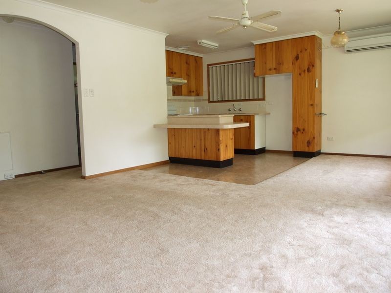 13 Koolgarra Drive, Bega NSW 2550