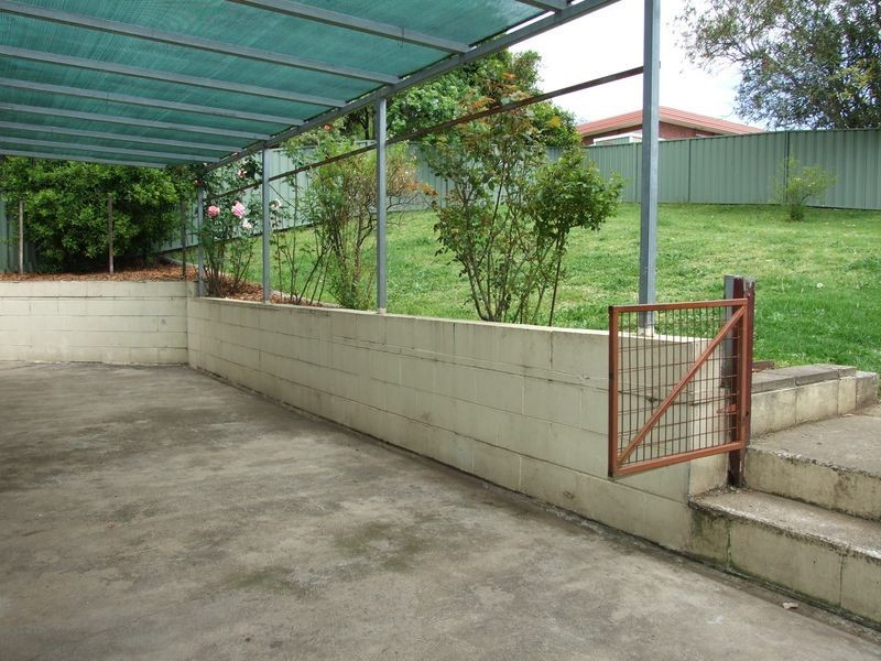 13 Koolgarra Drive, Bega NSW 2550