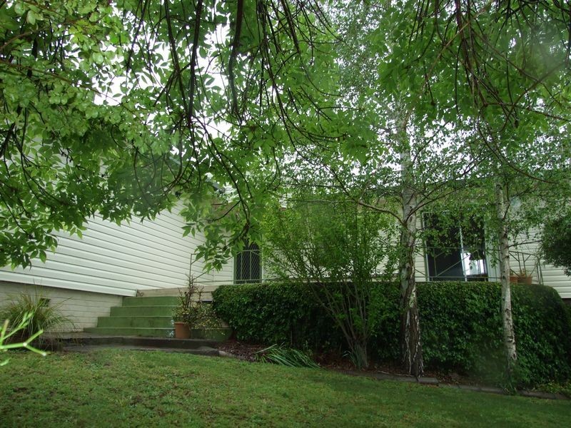 3 Cross Street, Bega NSW 2550