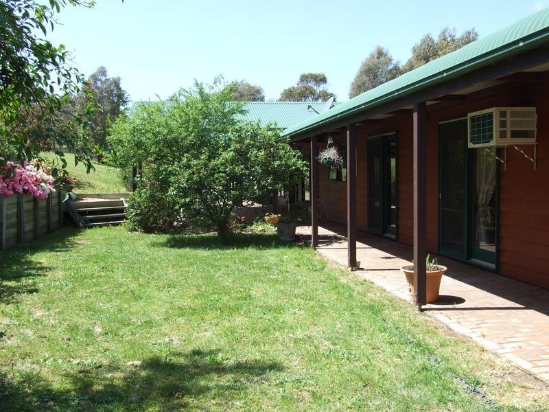 10 Ticehurst Close, Bega NSW 2550