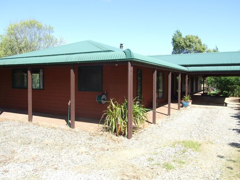 10 Ticehurst Close, Bega NSW 2550