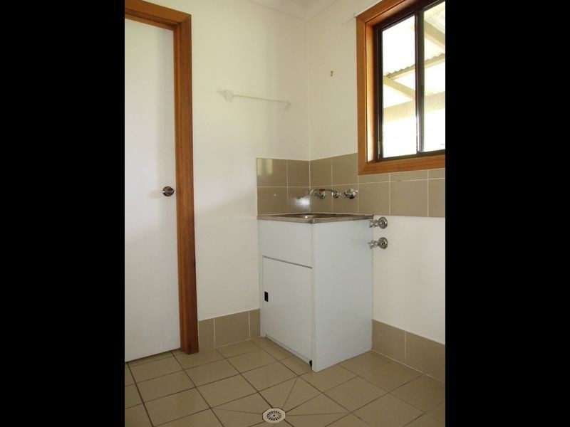 17 Bank Street, Cobargo NSW 2550