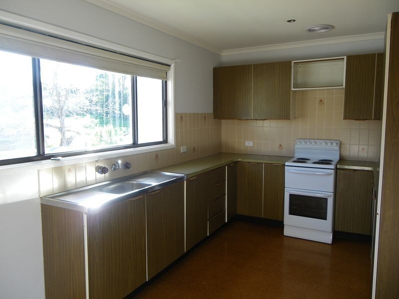 15 Gordon Street, Bega NSW 2550