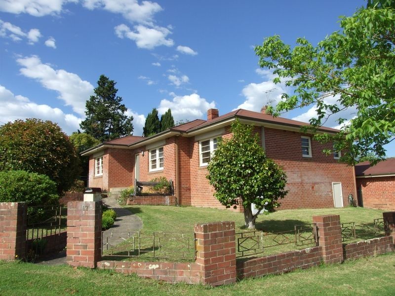 17 Spindler Street, Bega NSW 2550