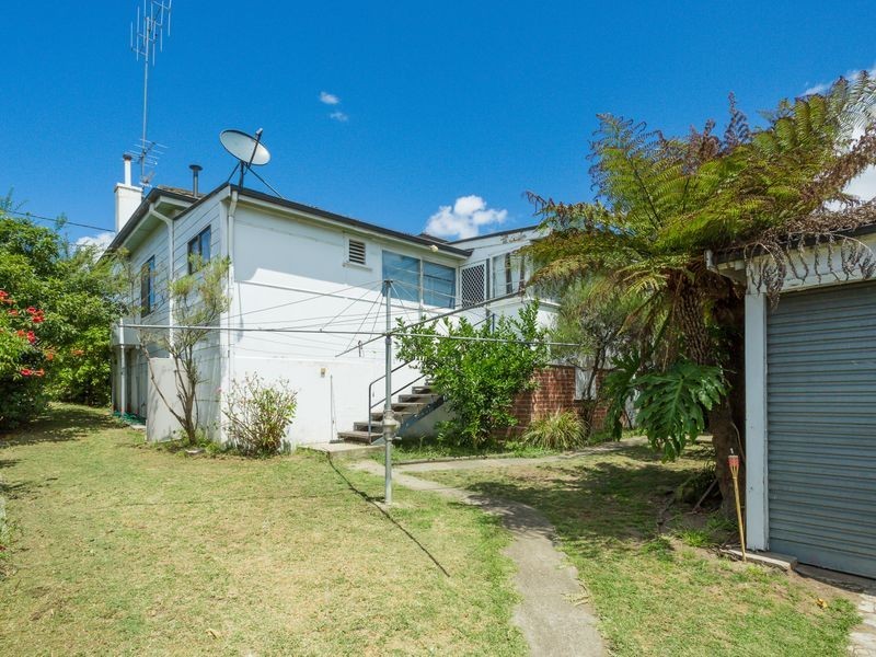 37 Carp Street, Bega NSW 2550