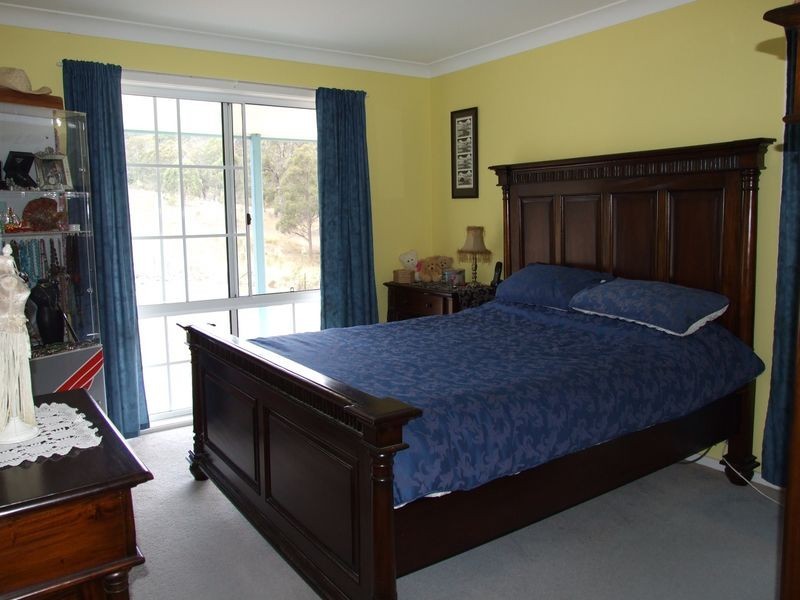 25 Dellril Drive, Bega NSW 2550