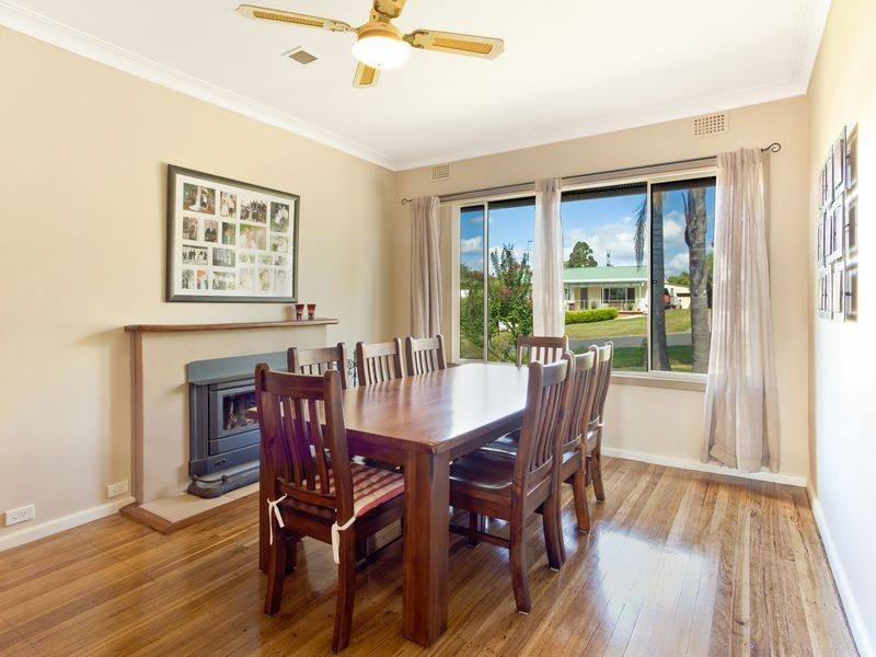 24 Gordon Street, Bega NSW 2550