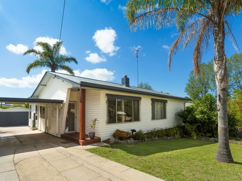 24 Gordon Street, Bega NSW 2550