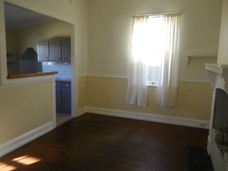 10 Bega Street, Bega NSW 2550