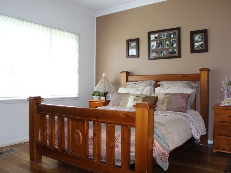 98 Rawlinson Street, Bega NSW 2550