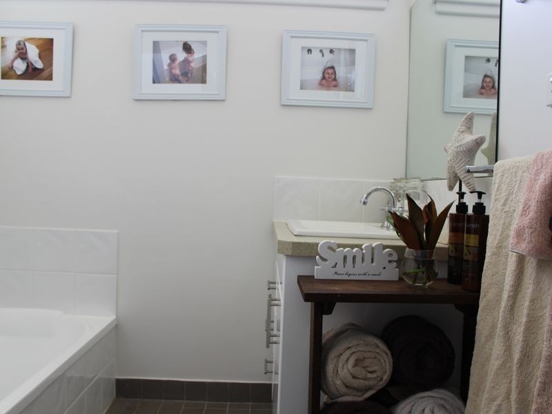 98 Rawlinson Street, Bega NSW 2550