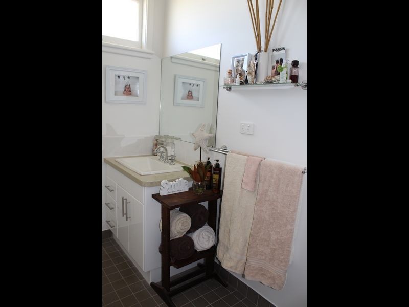 98 Rawlinson Street, Bega NSW 2550