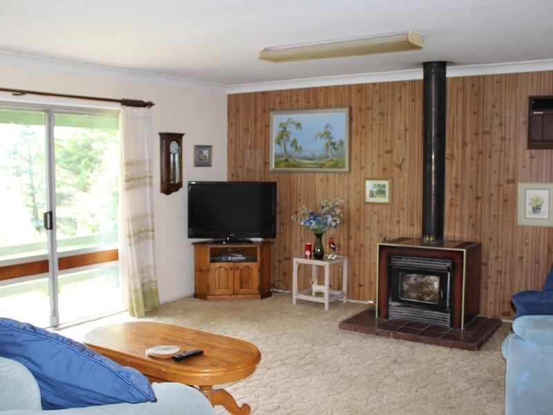 15 Quinlans Road, Quaama NSW 2550