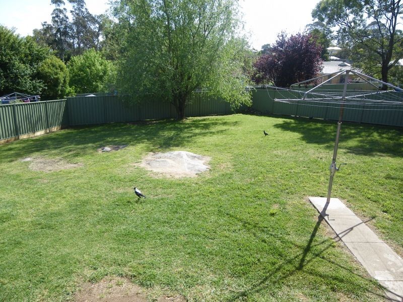 5 Kielpa Place, Bega NSW 2550