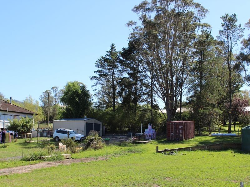 11 Tarlinton Street, Cobargo NSW 2550