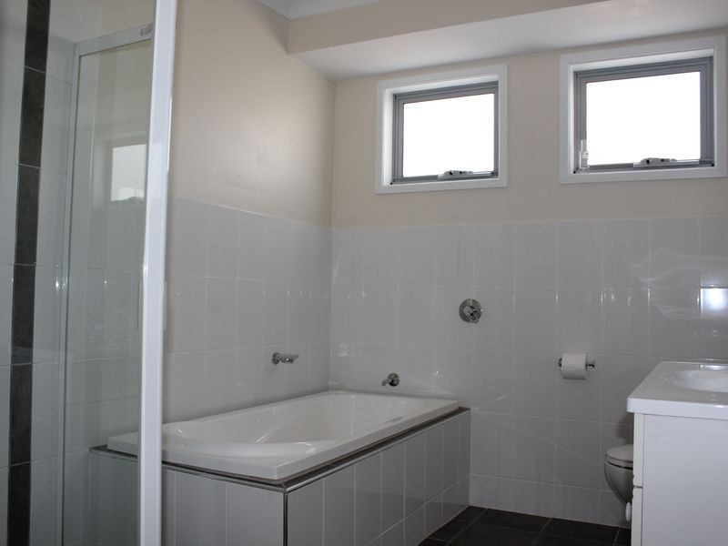 28 Rawlinson Street, Bega NSW 2550