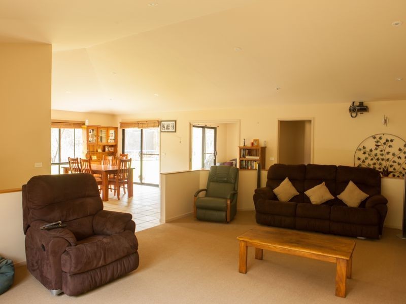 29 Strathmore Crescent, Kalaru NSW 2550