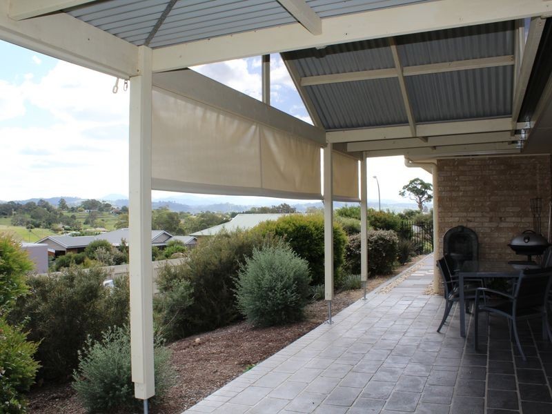 5 Koma Circuit, Bega NSW 2550