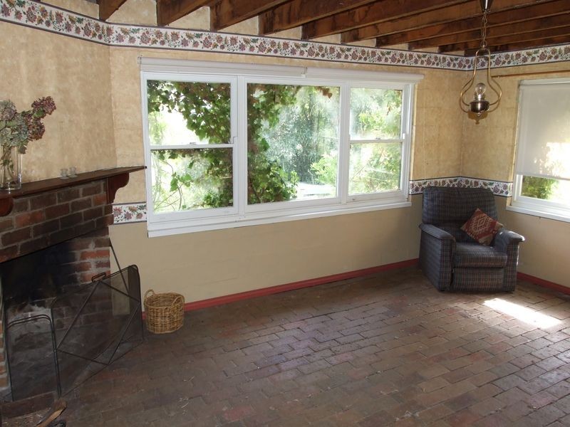 27 Mecklenberg Street, Bega NSW 2550