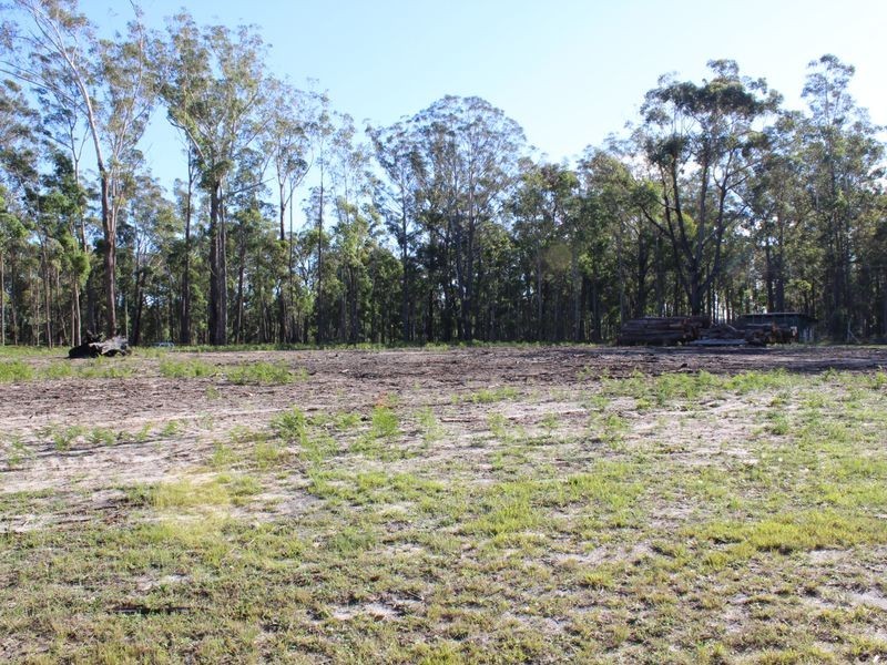 60 Armstrong Drive, Kalaru NSW 2550