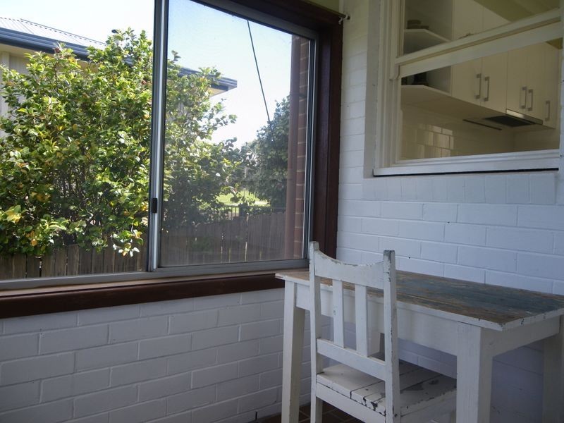 11 Dowling Street, Bega NSW 2550