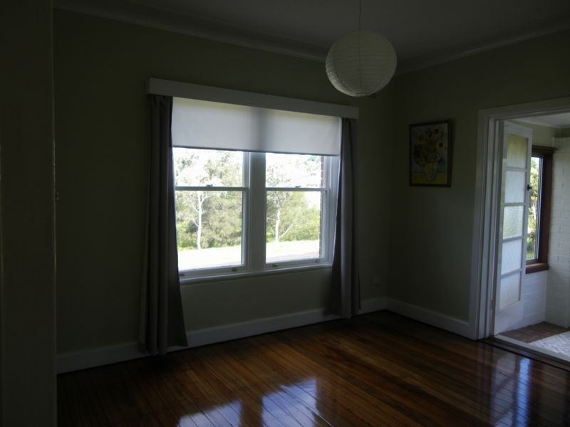 11 Dowling Street, Bega NSW 2550
