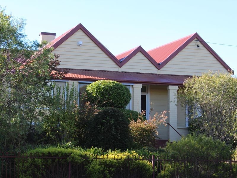 50 Parker Street, Bega NSW 2550