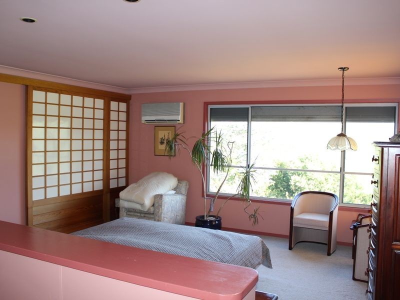 33 Parrabel Street, Bega NSW 2550