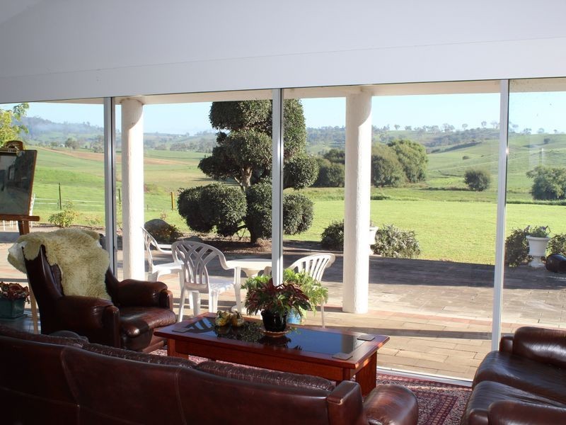 33 Parrabel Street, Bega NSW 2550