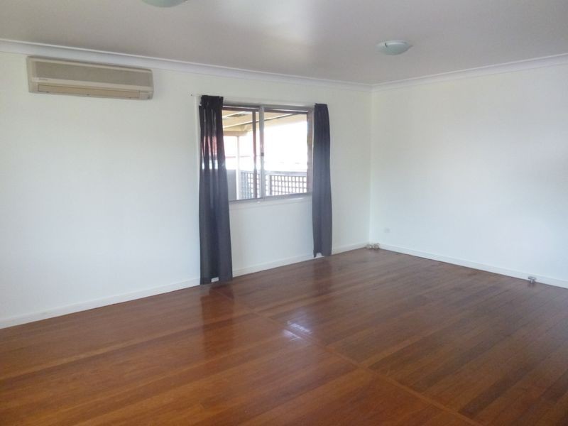 2 Sattler Street, Bega NSW 2550