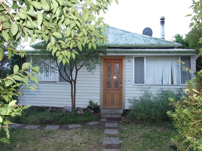 59 Fairview Street, Bega NSW 2550