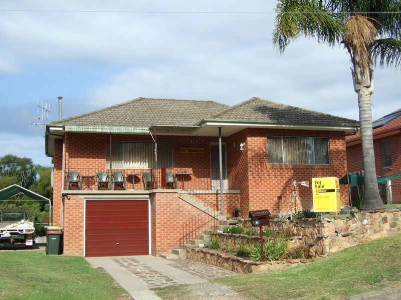 4 Meringo Street, Bega NSW 2550