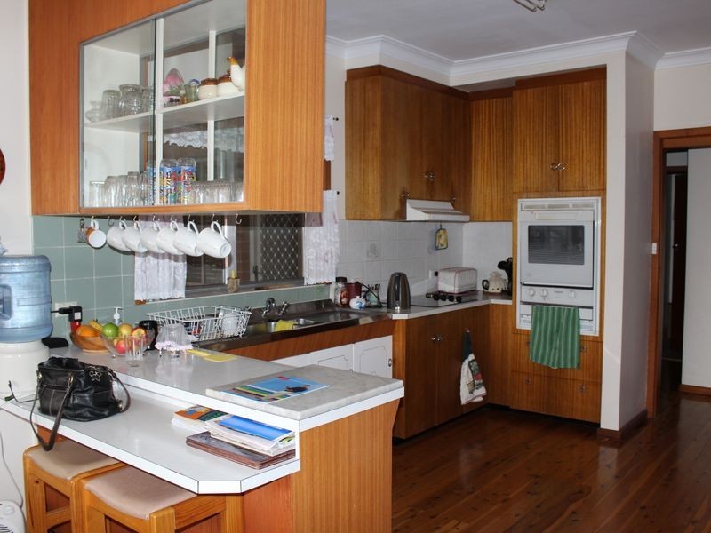 4 Meringo Street, Bega NSW 2550