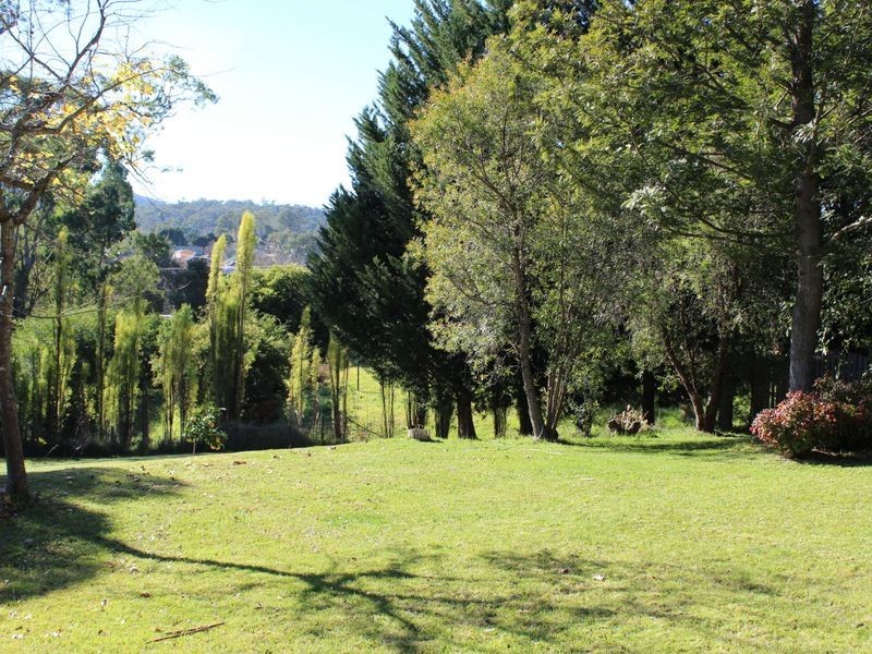 6 Bega Street, Cobargo NSW 2550