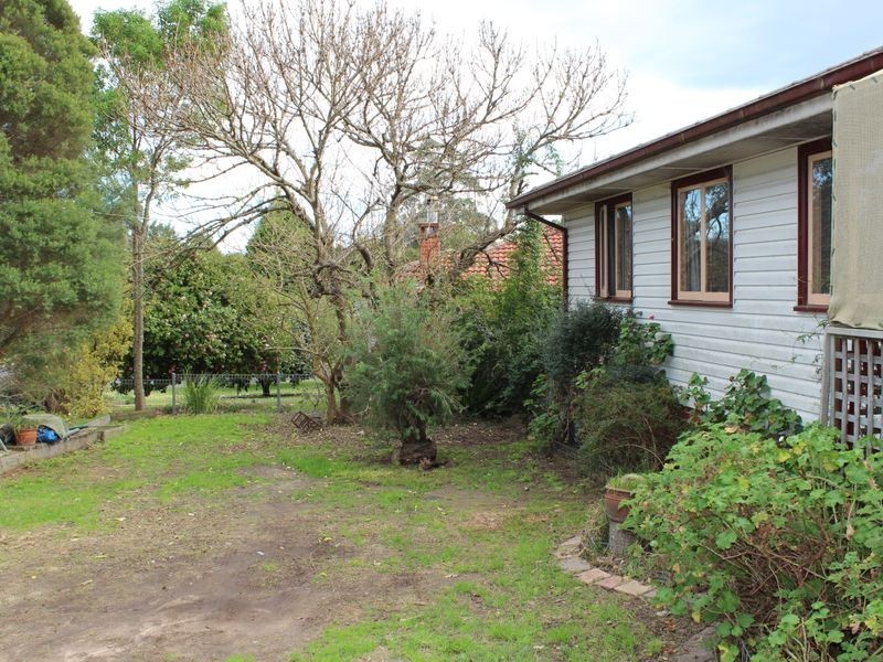 9 Bunyarra Drive, Bega NSW 2550