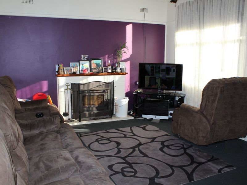 64 Meringo Street, Bega NSW 2550