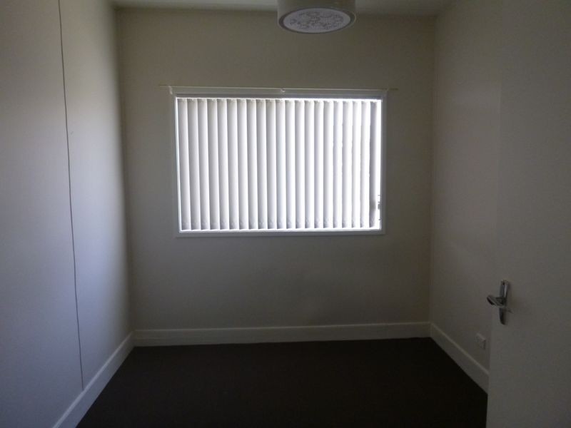 2 Minyama Parade, Bega NSW 2550