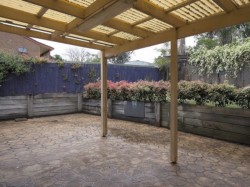 5 Hart Crescent, Bega NSW 2550