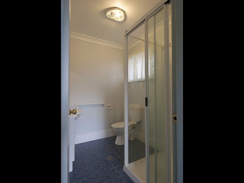 5 Hart Crescent, Bega NSW 2550