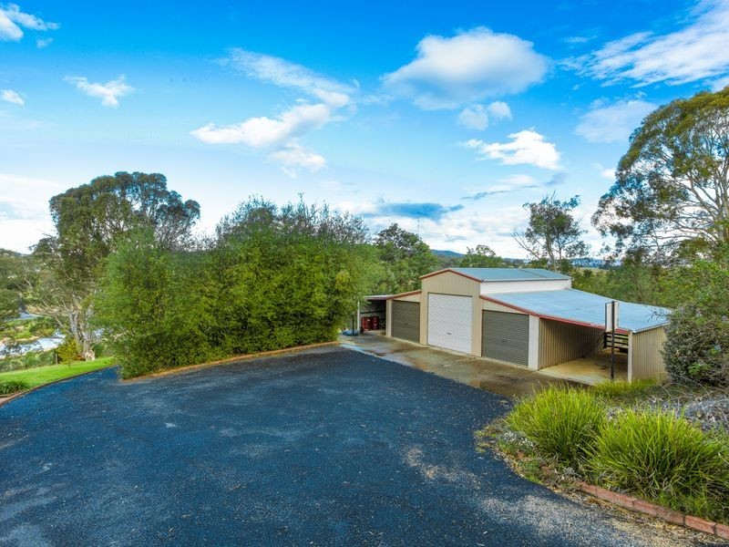 72 Gillcrest Drive, Bega NSW 2550