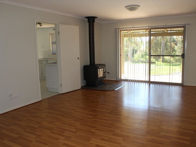 11 Kerrisons Lane, Bega NSW 2550